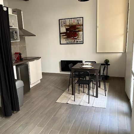 Studio Plein Coeur De Libourne Apartment Екстериор снимка