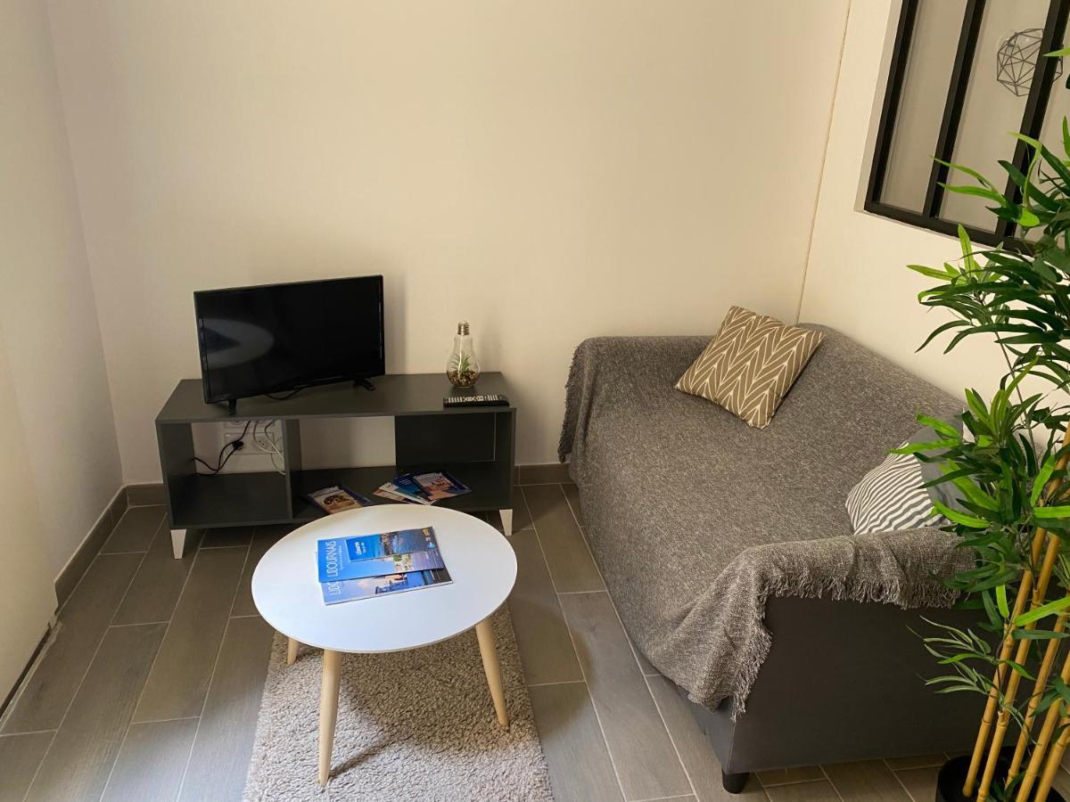 Studio Plein Coeur De Libourne Apartment Екстериор снимка